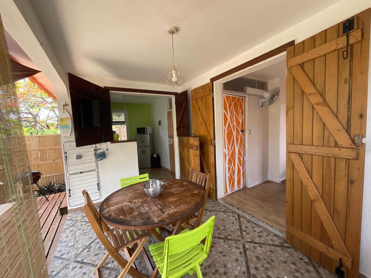Bungalows Les Vagues Abondes Βίλα Sainte-Anne  Εξωτερικό φωτογραφία